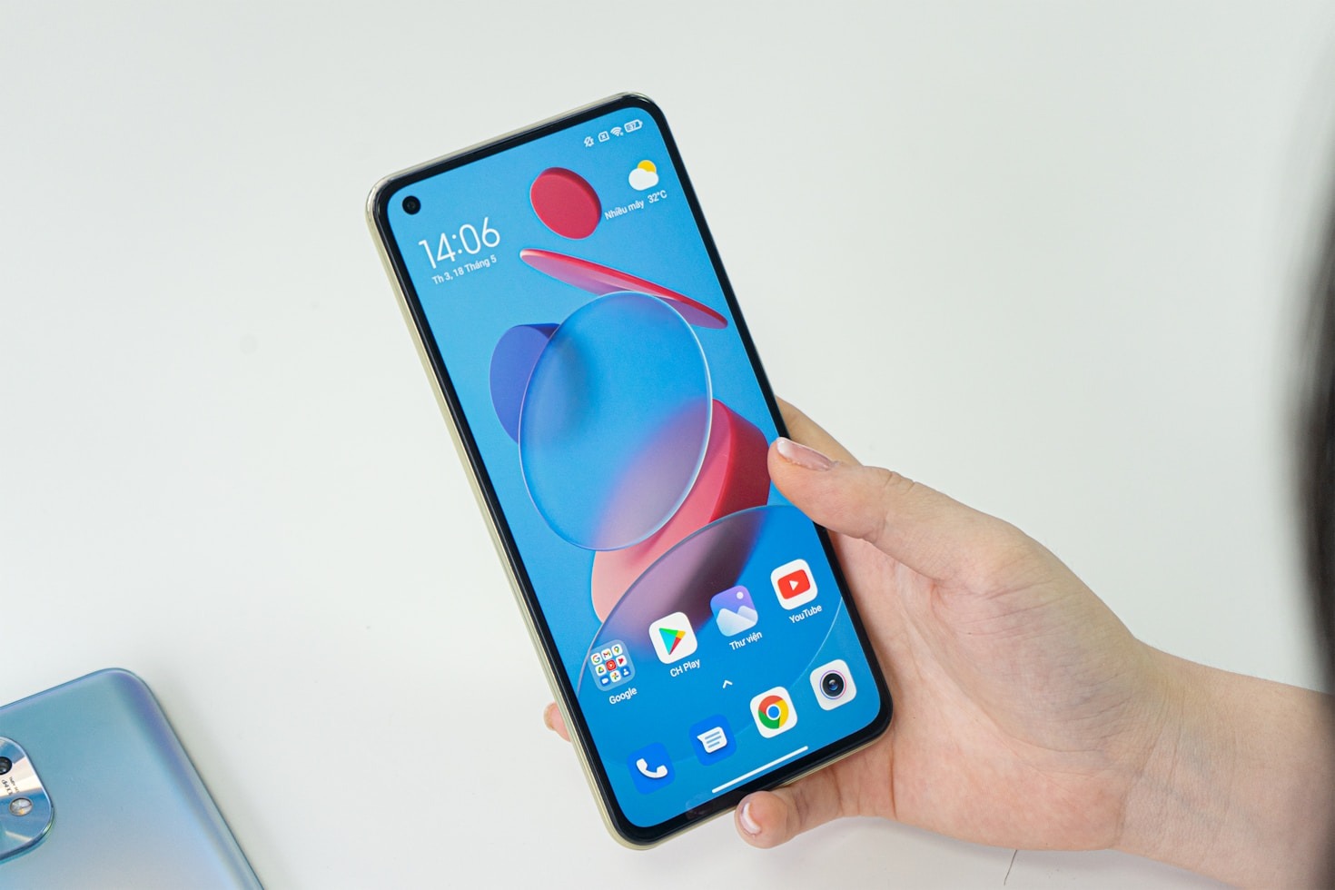 Decoding Smartphone Jargon: A 2025 Overview
